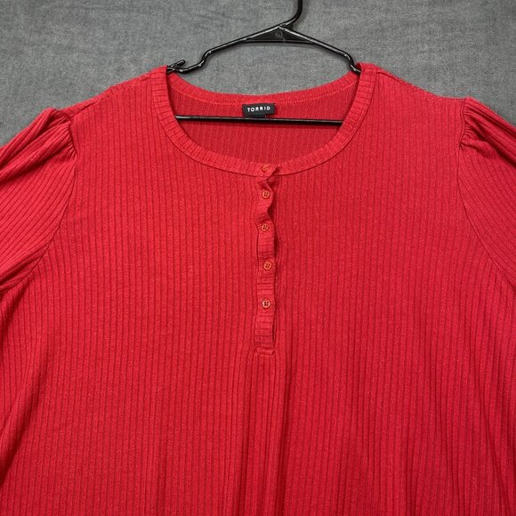 Torrid Red Ribbed 3/4 Sleeve Button Henley Top Plus Size 4 Blouse Womens - Picture 8 of 11